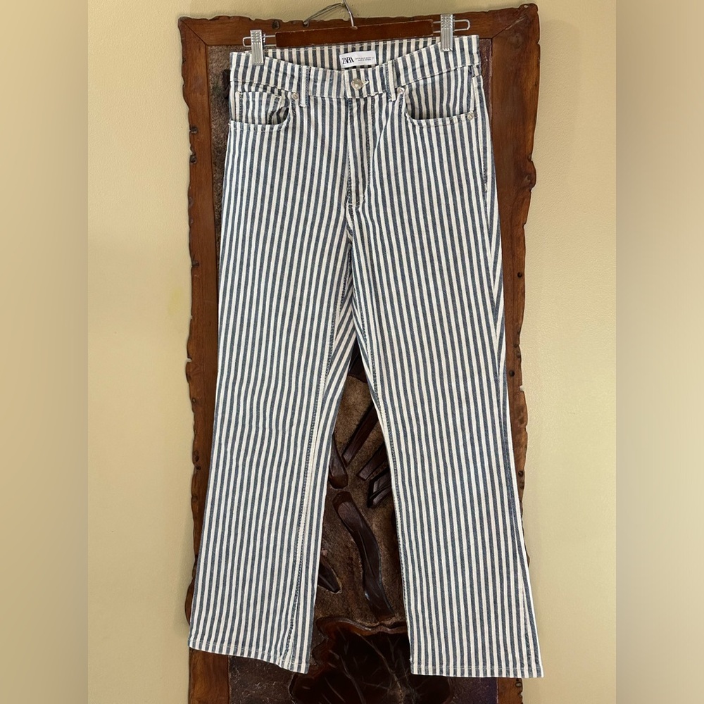 Zara Blue and White Striped Straight Leg Jeans